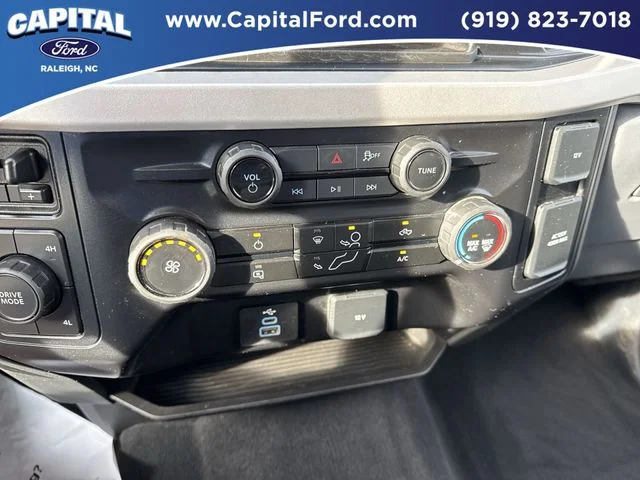 Used 2025 White Ford XLT image 29