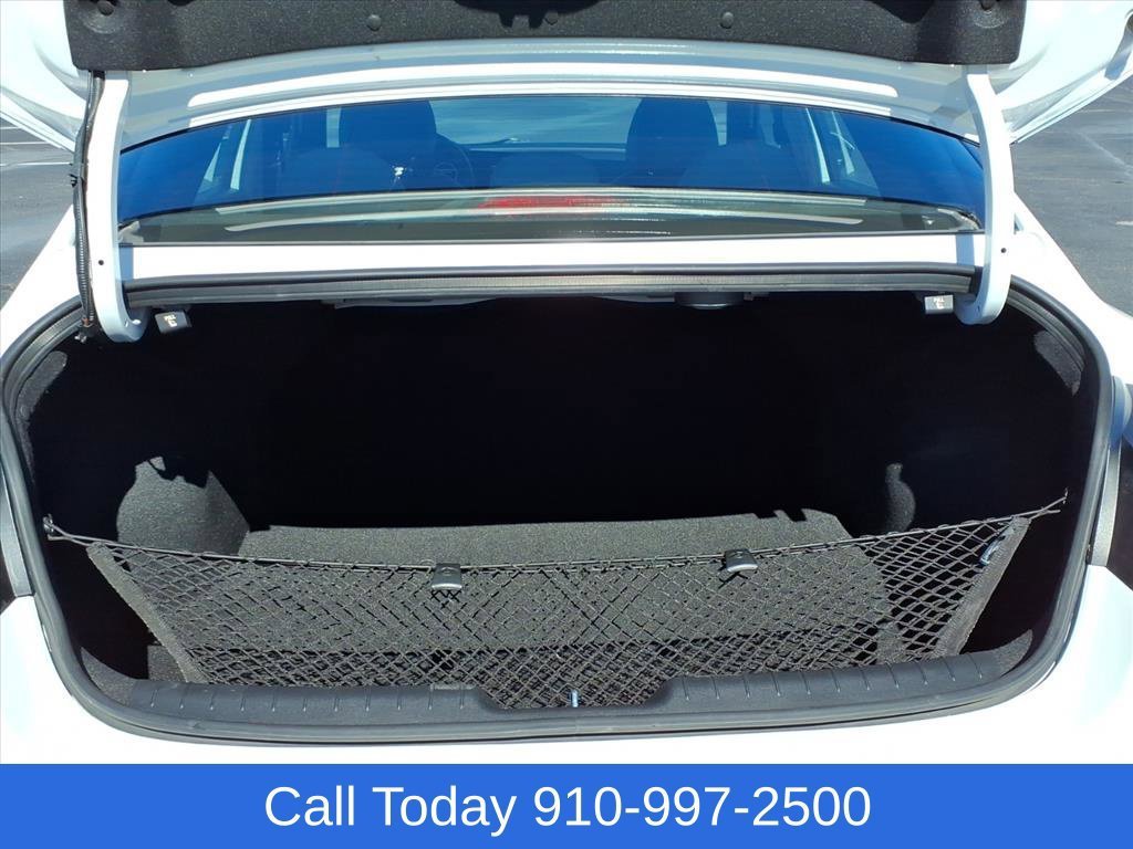 Used 2024 White Hyundai Limited image 10