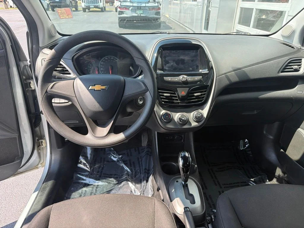 Used 2019 Silver Ice Metallic Chevrolet LS image 8