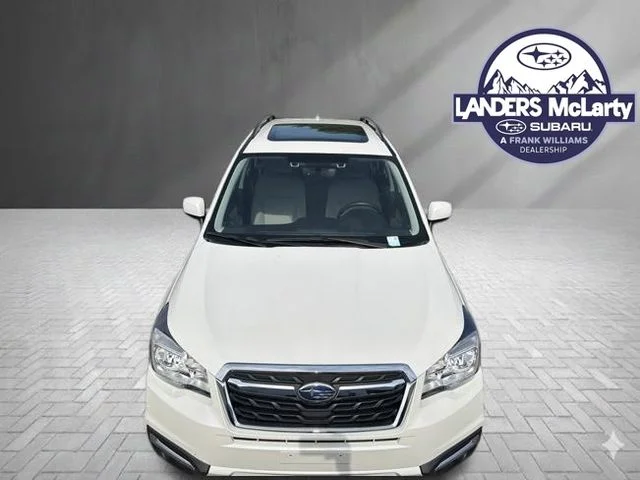 Used 2018 White Subaru 2.5i Premium image 7