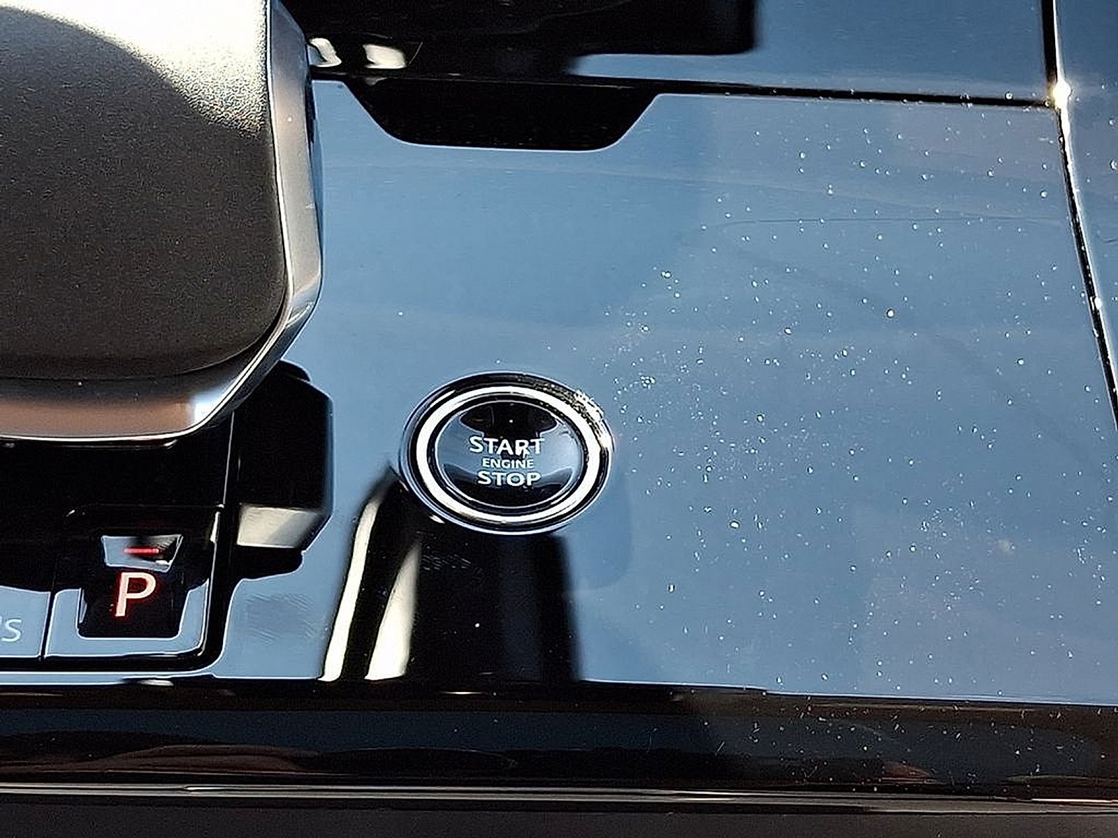 New 2026  Land Rover P400 Dynamic SE image 20
