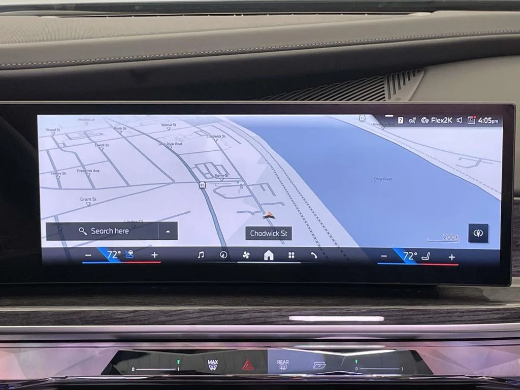 2025 BMW 7 Series 760i - Photo 23
