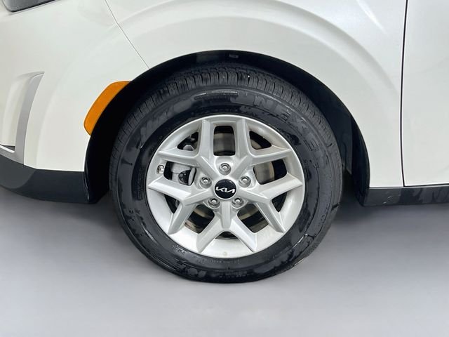 2025 Kia Soul LX - Photo 24
