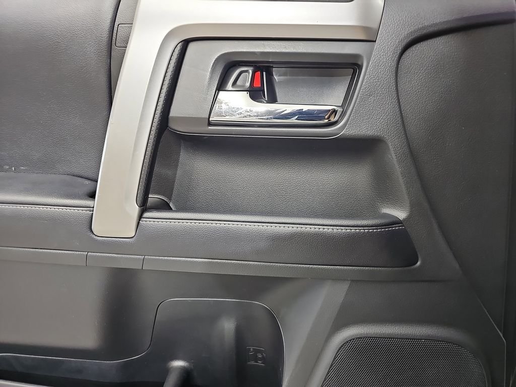 Used 2019 White Toyota SR5 Premium image 28