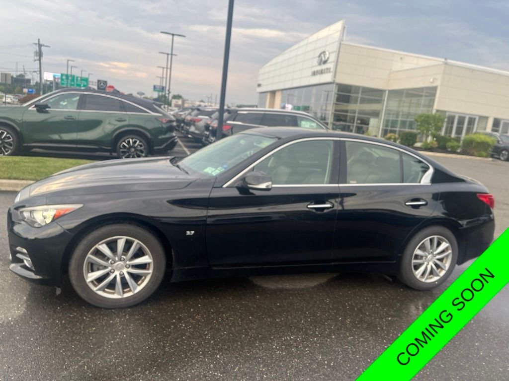 Used 2015 Black Obsidian INFINITI Base image 1
