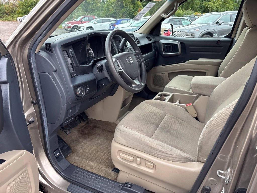 Used 2010 Beige Honda RTS image 11