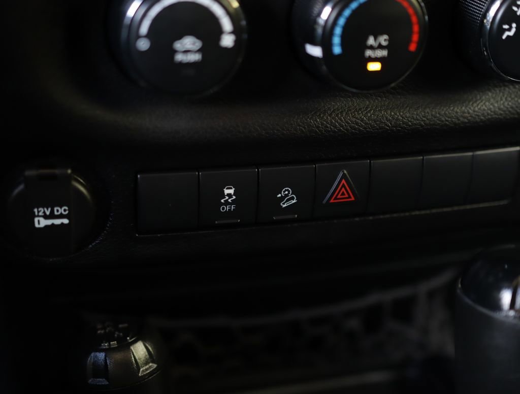 Used 2015 Black Jeep Sport image 14