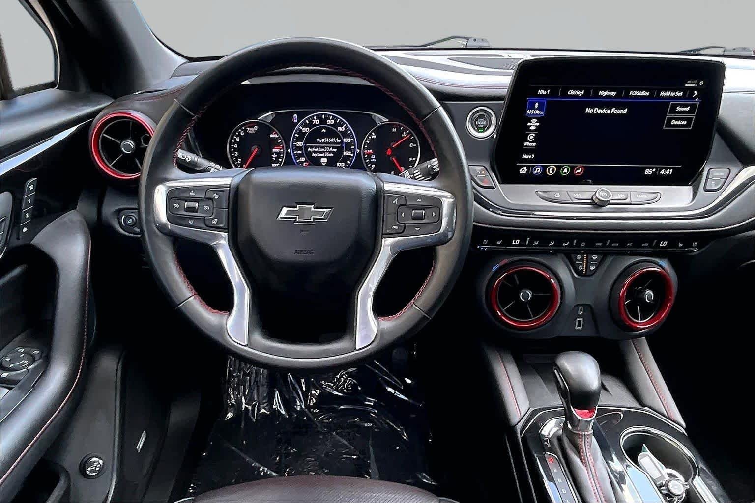 Used 2023 Iridescent Pearl Tricoat Chevrolet RS image 6