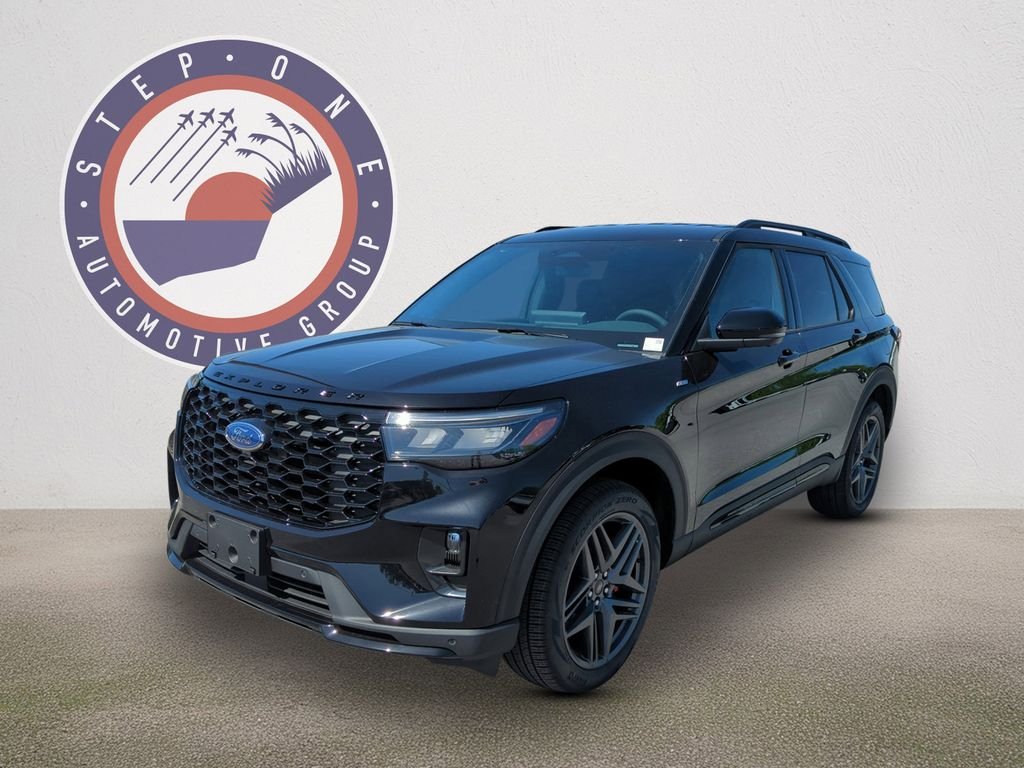 New 2026 Agate Black Metallic Ford ST-Line image 2