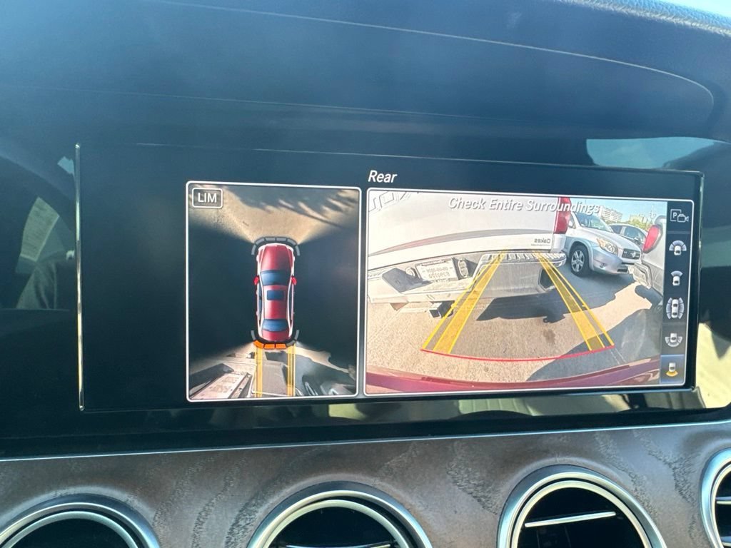 2019 Mercedes-Benz E-Class E300 - Photo 6
