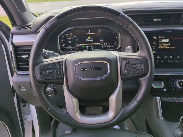Used 2024 White GMC Denali image 14