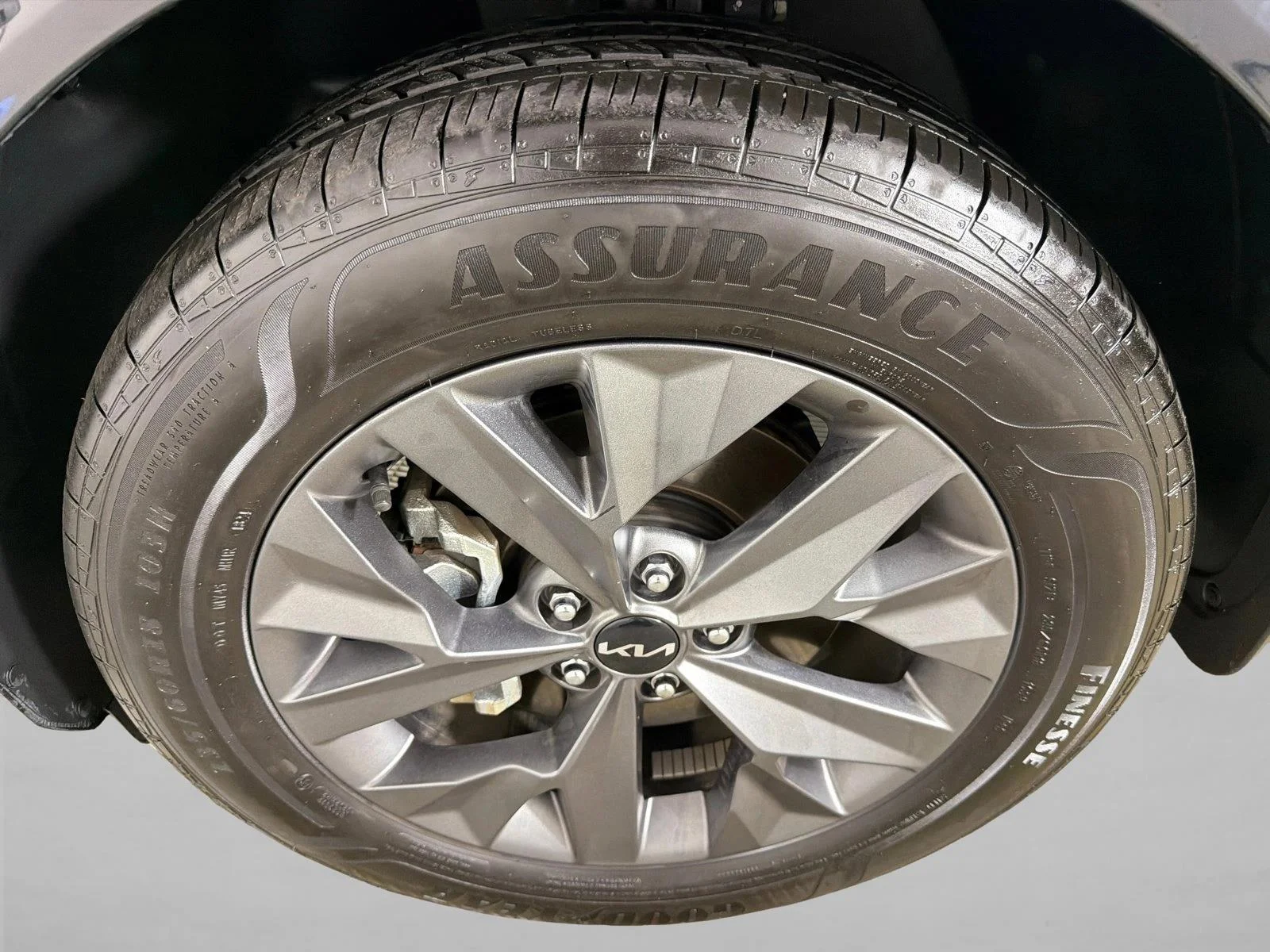 Used 2025 Gray Kia SX-Prestige image 25