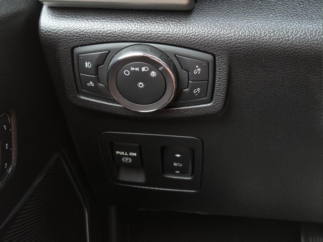 Used 2019 Gray Ford Lariat image 13