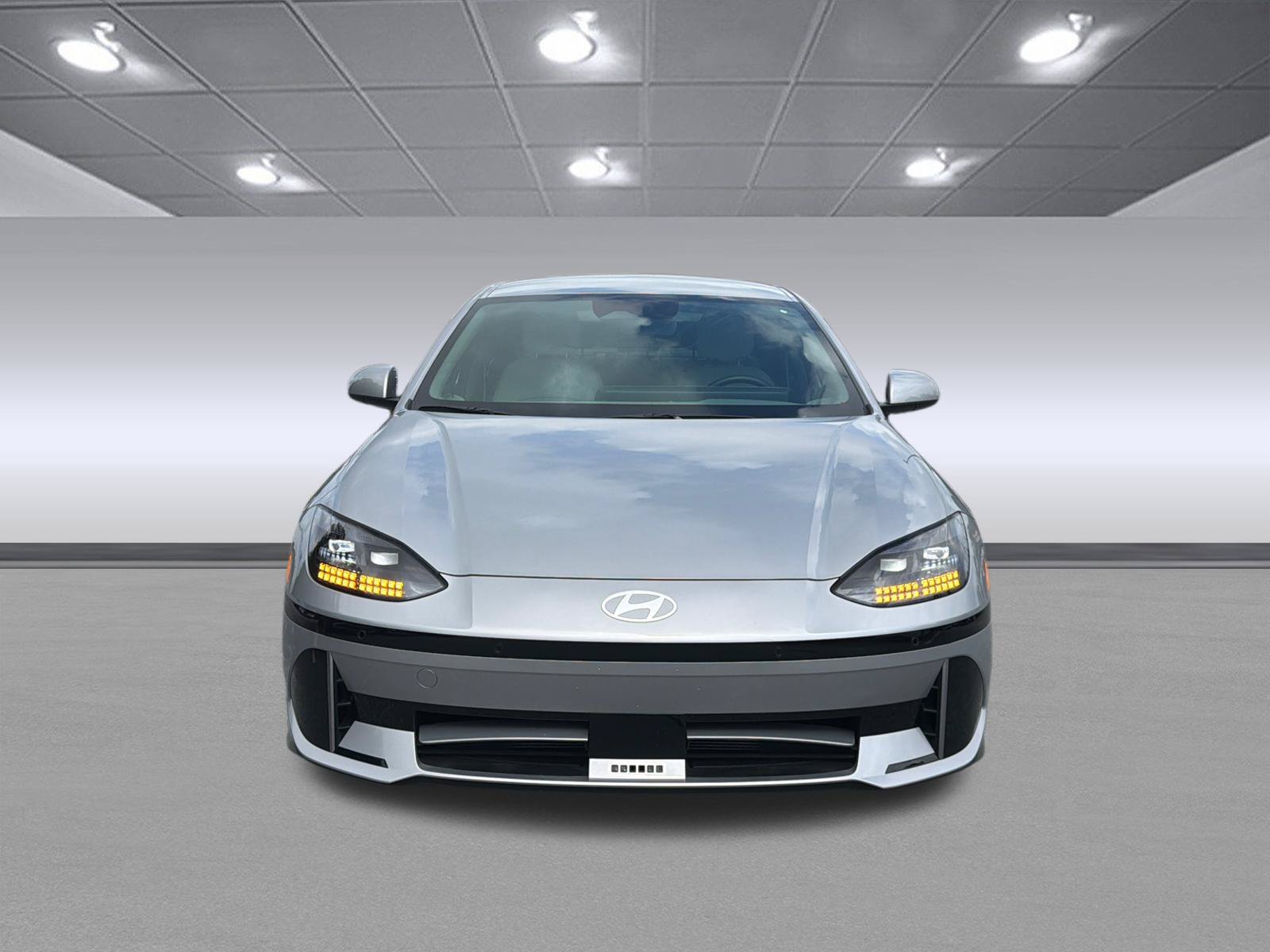 Certified Used 2024 Curated Silver Hyundai SEL image 2
