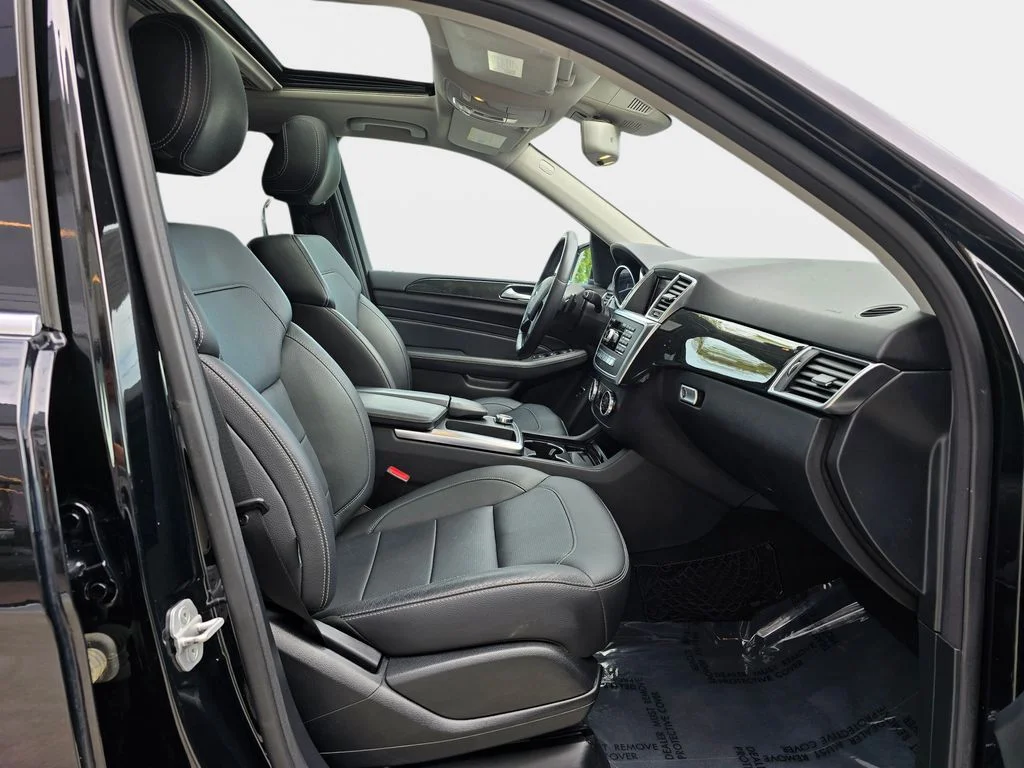 Used 2015  Mercedes-Benz ML 250 image 12