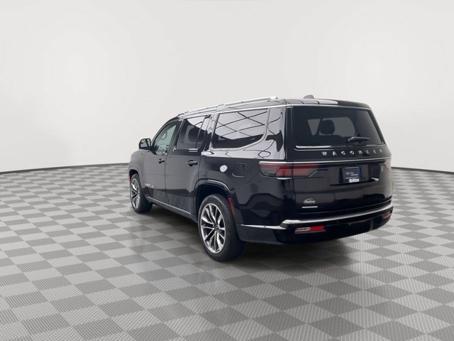 Used 2023 Diamond Black Crystal Pearlcoat Jeep Series III image 42