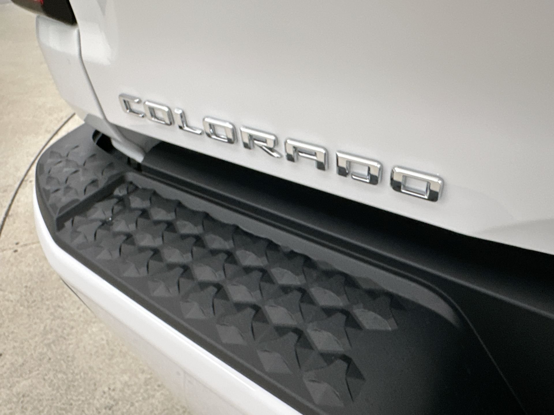 New 2026 Summit White Chevrolet LT image 81