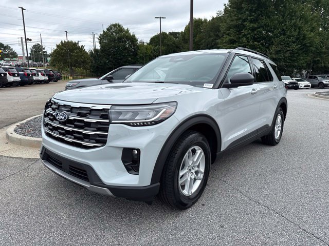 New 2027 Avalanche Gray Ford Active image 5