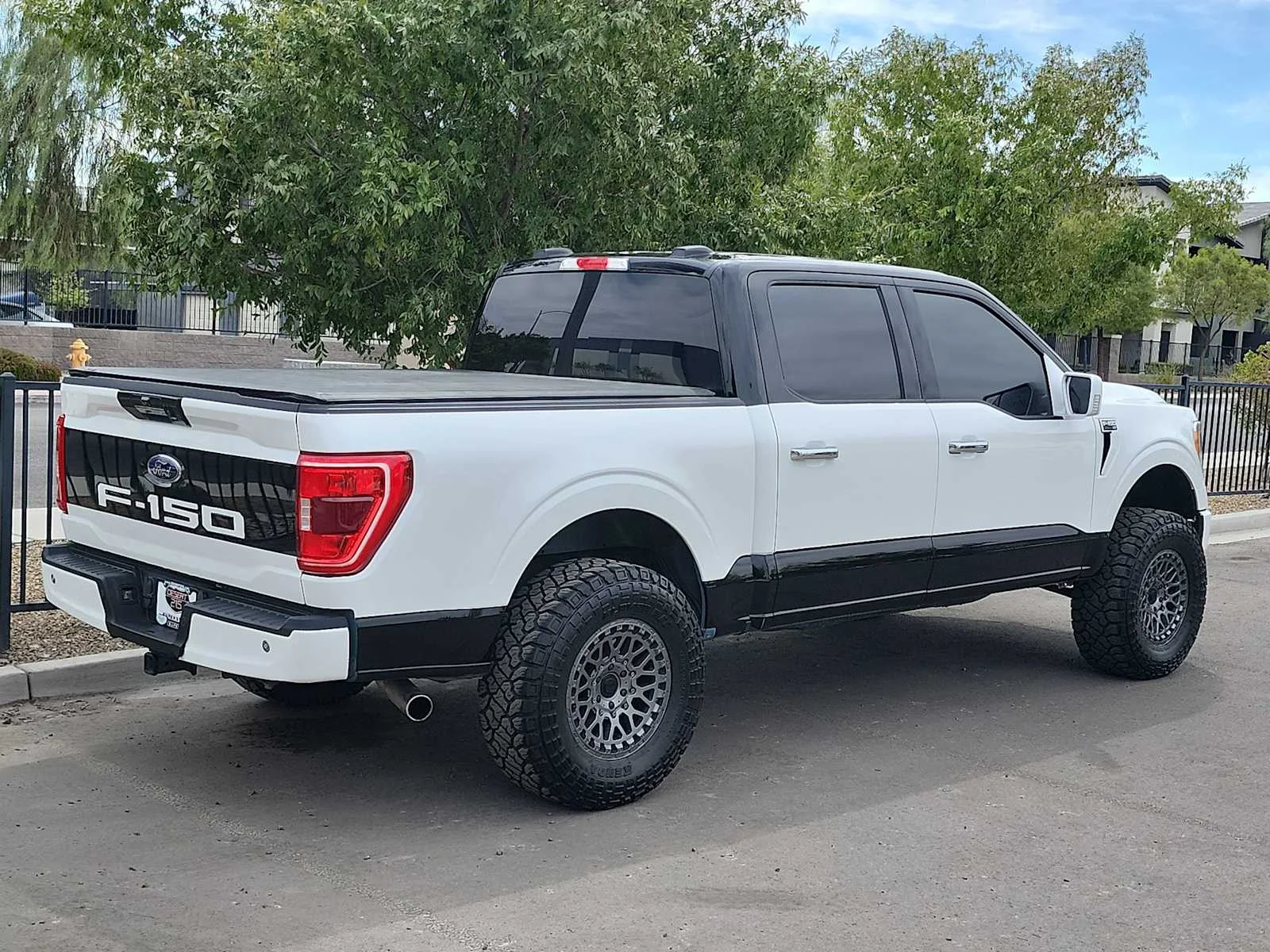 Used 2023 Area 51 Blue Ford XLT image 8