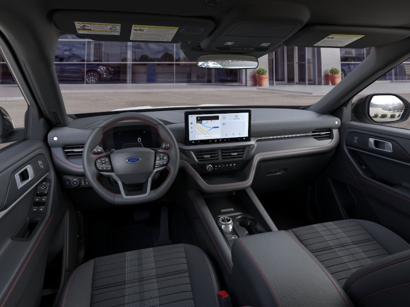 New 2025 Star White Metallic Tri-Coat Ford ST-Line image 9