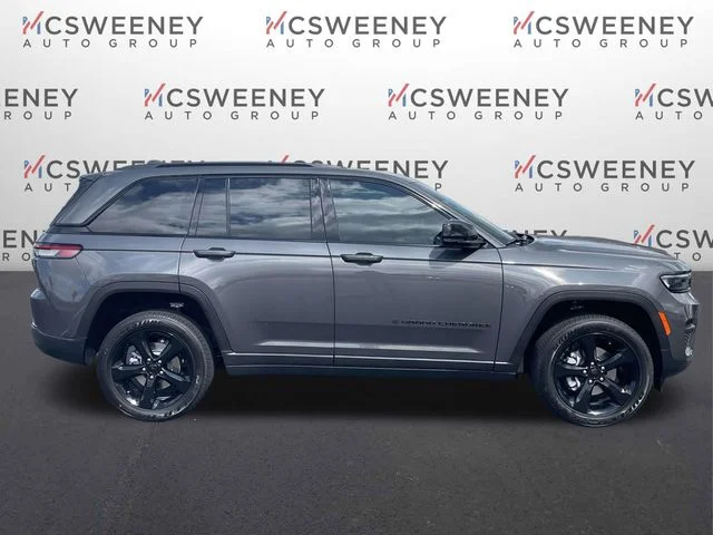 New 2025 Baltic Gray Metallic Clear-Coat Exterior Paint Jeep Altitude image 2