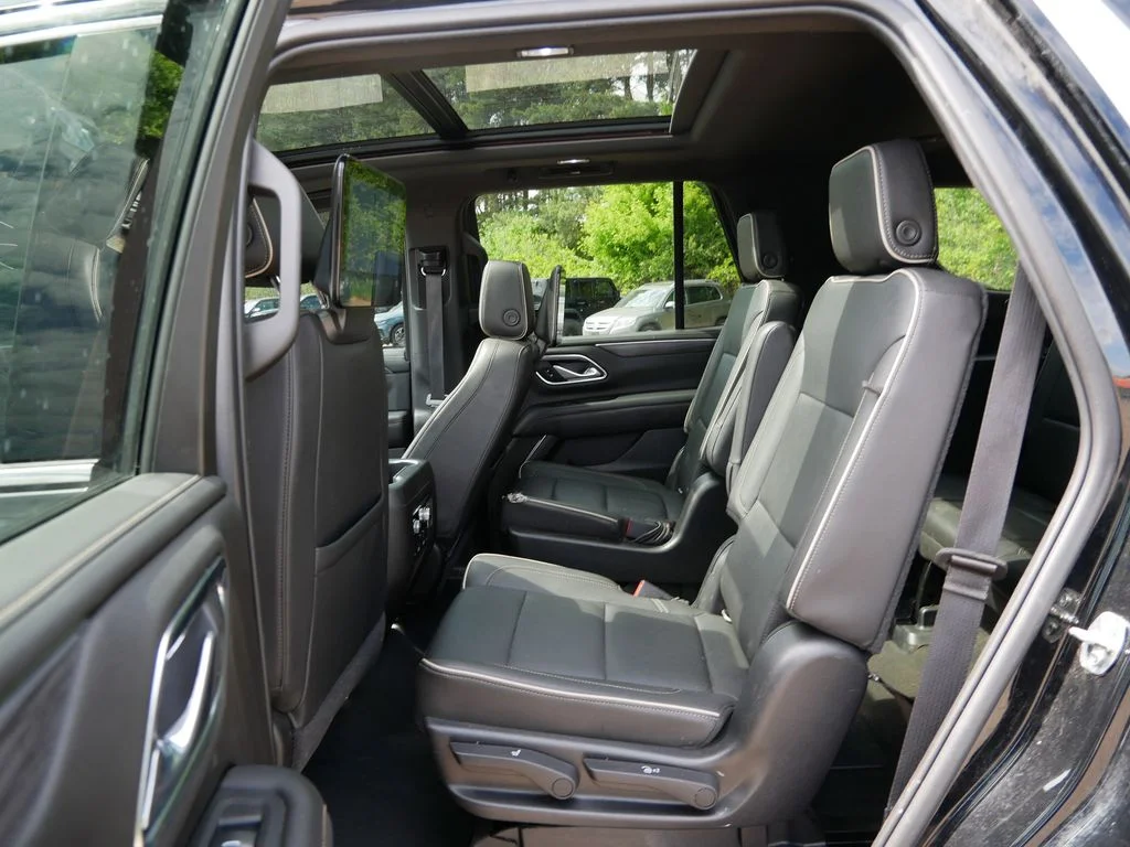 Used 2021 Black GMC SLT image 9