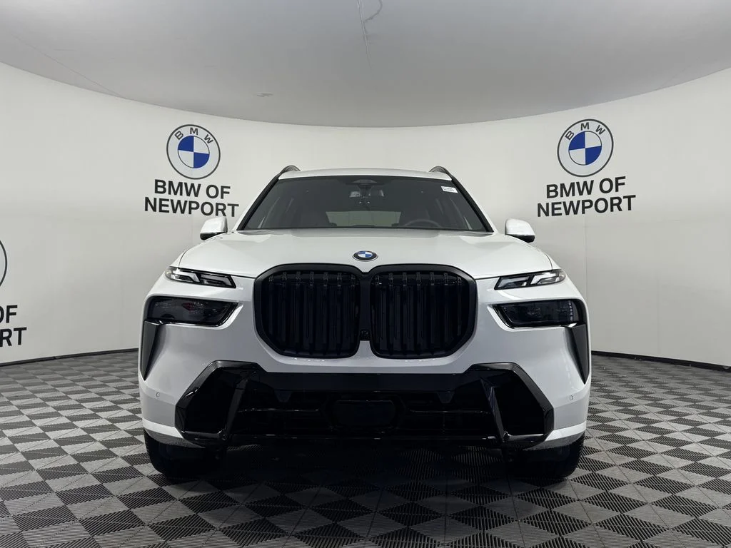 New 2027 Mineral White Metallic BMW xDrive40i image 4