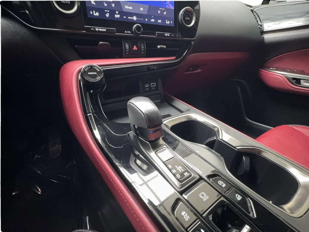 Used 2025 White Lexus 350 Premium image 42