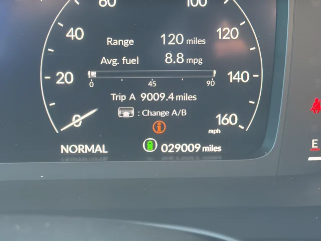 Used 2023 White Acura Base image 12