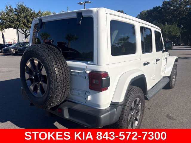 Used 2019 White Jeep Unlimited Sahara image 5