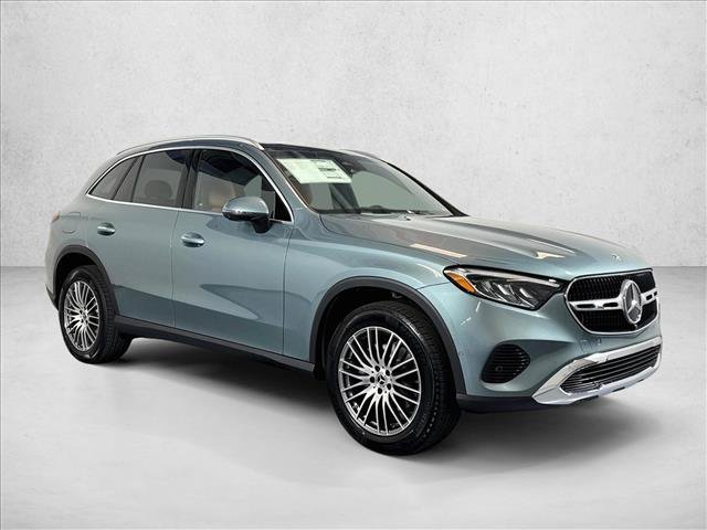 New 2026 Verde Silver Metallic Mercedes-Benz GLC 300 image 33