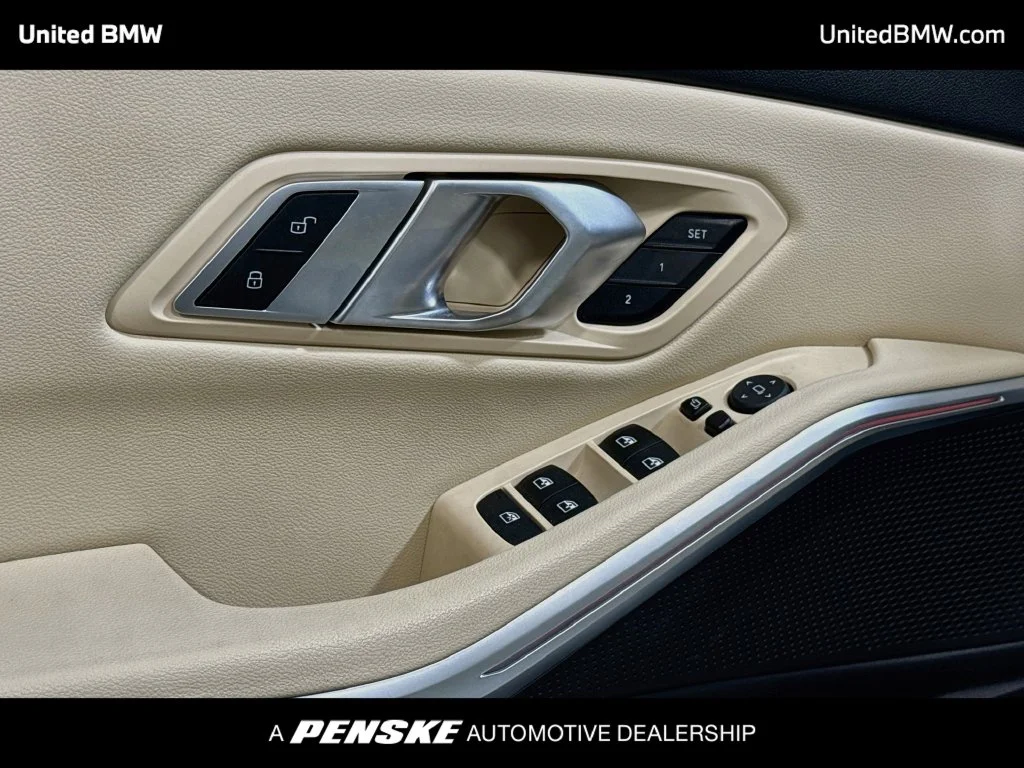 Used 2022 Alpine White BMW M340i xDrive image 10