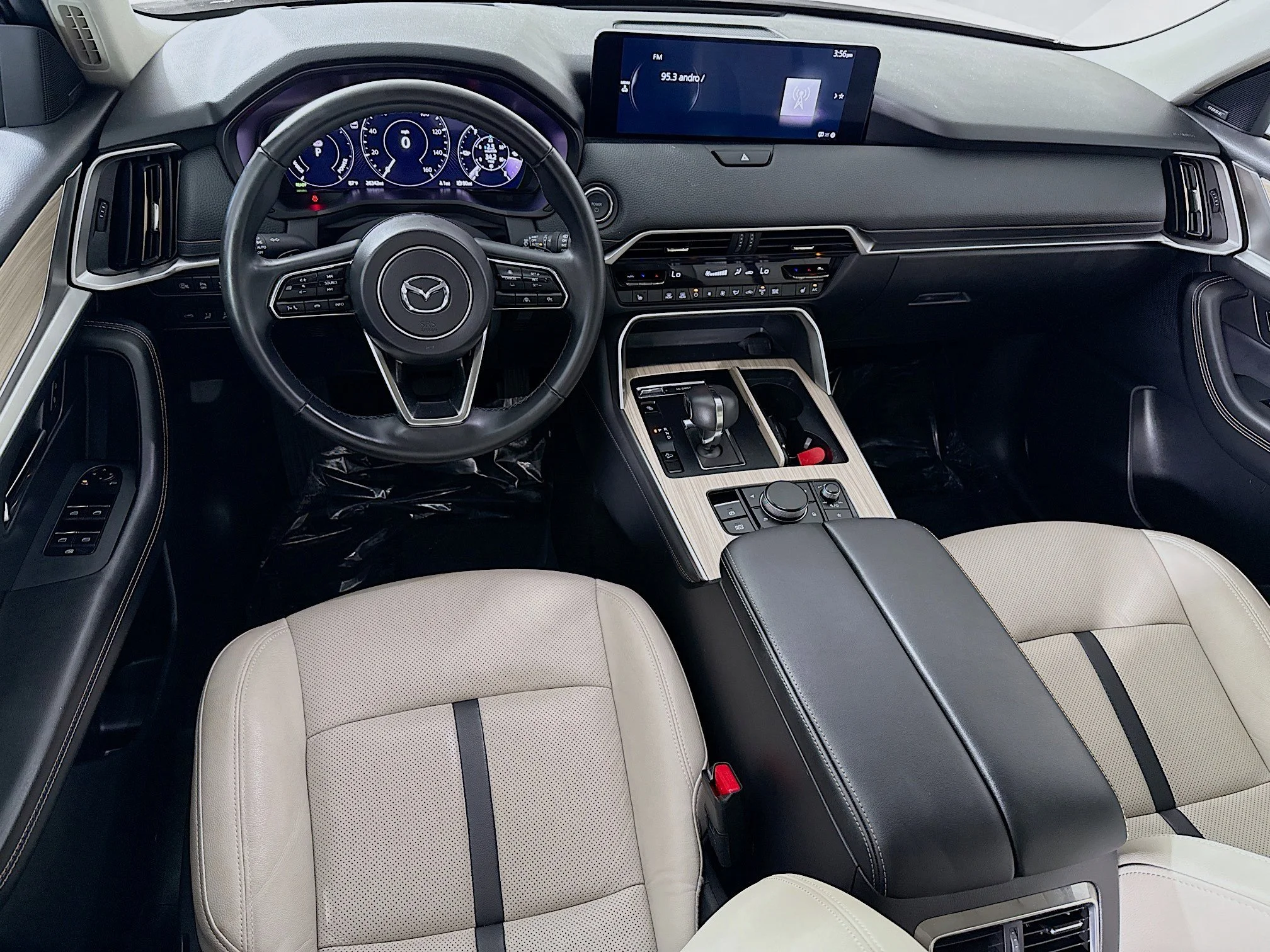 Used 2025 Rhodium White Premium Mazda Premium Package image 13