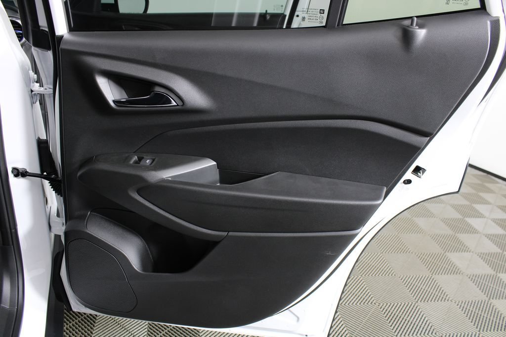 2026 Chevrolet Trax LT - Photo 10