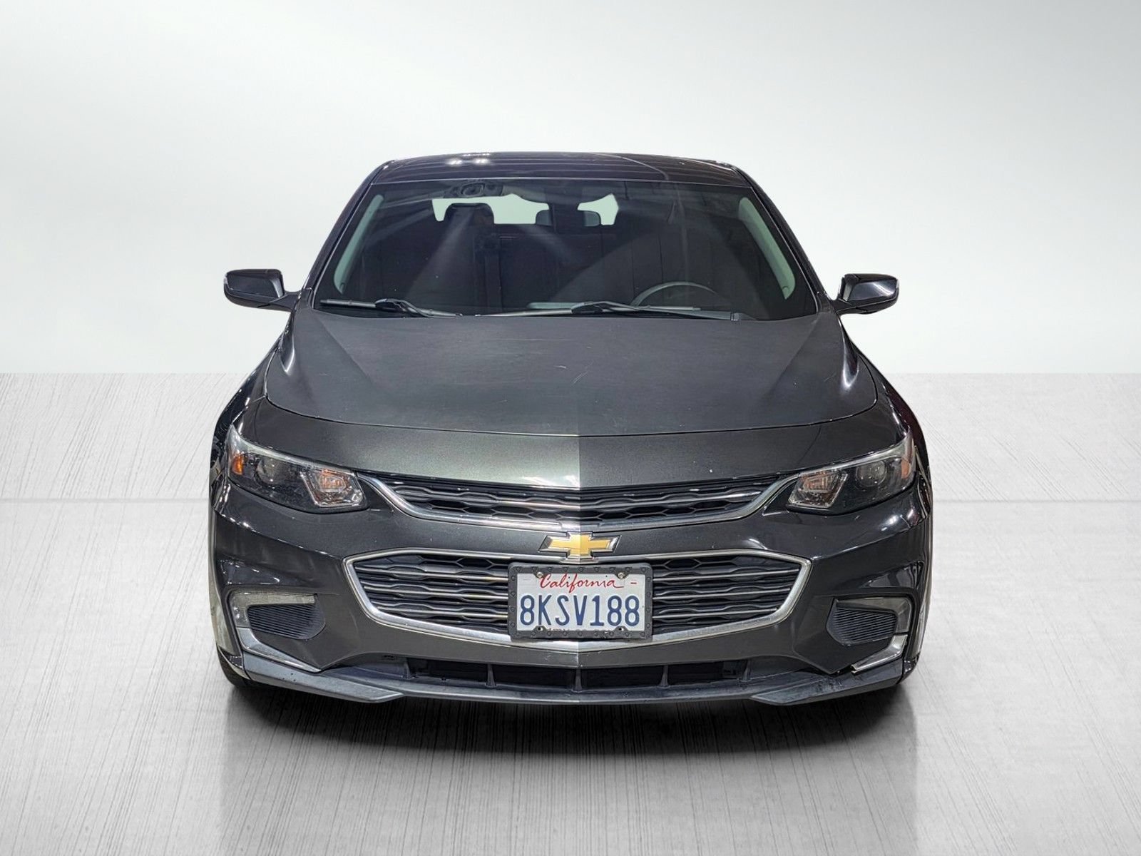 Used 2018 Chevrolet Malibu 1LT with VIN 1G1ZD5ST4JF127552 for sale in Long Beach, CA