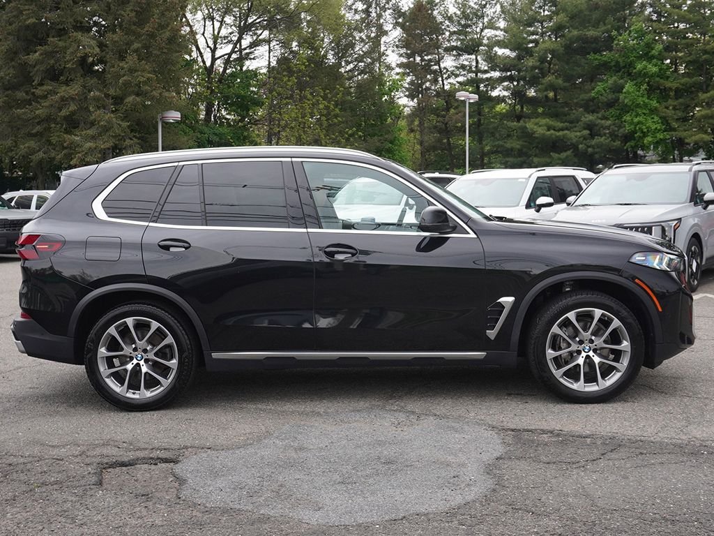 Used 2024 Black BMW xDrive40i image 20