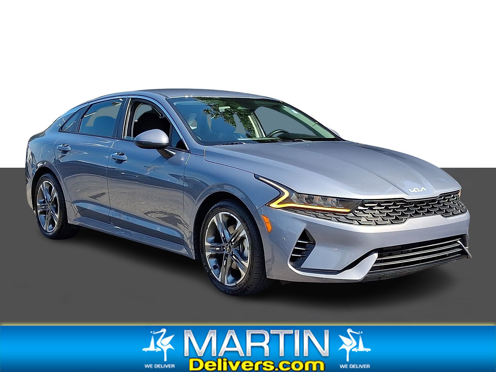 Used 2022 Everlasting Silver Kia LXS image 1