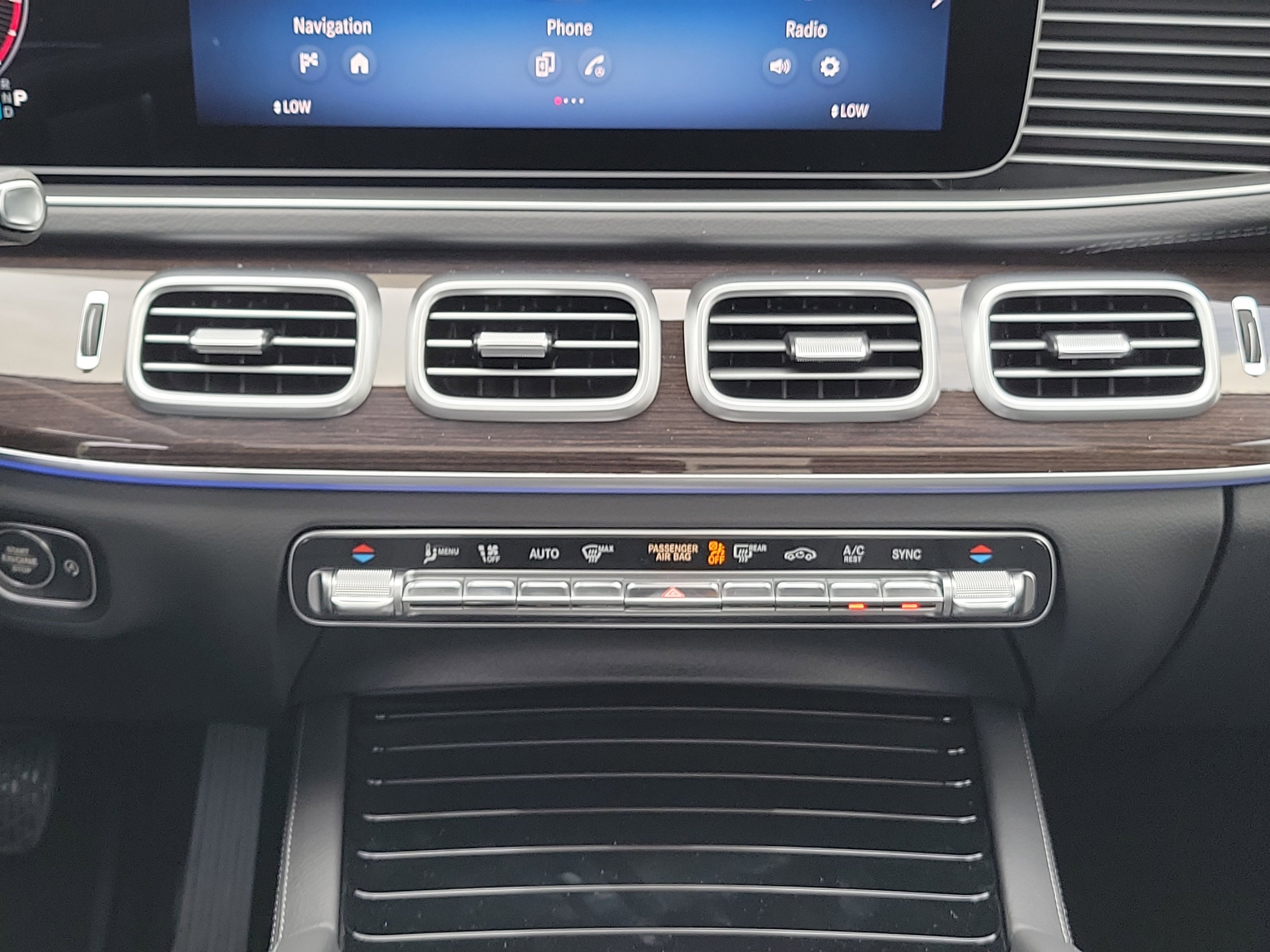 2026 Mercedes-Benz GLE GLE450 - Photo 49
