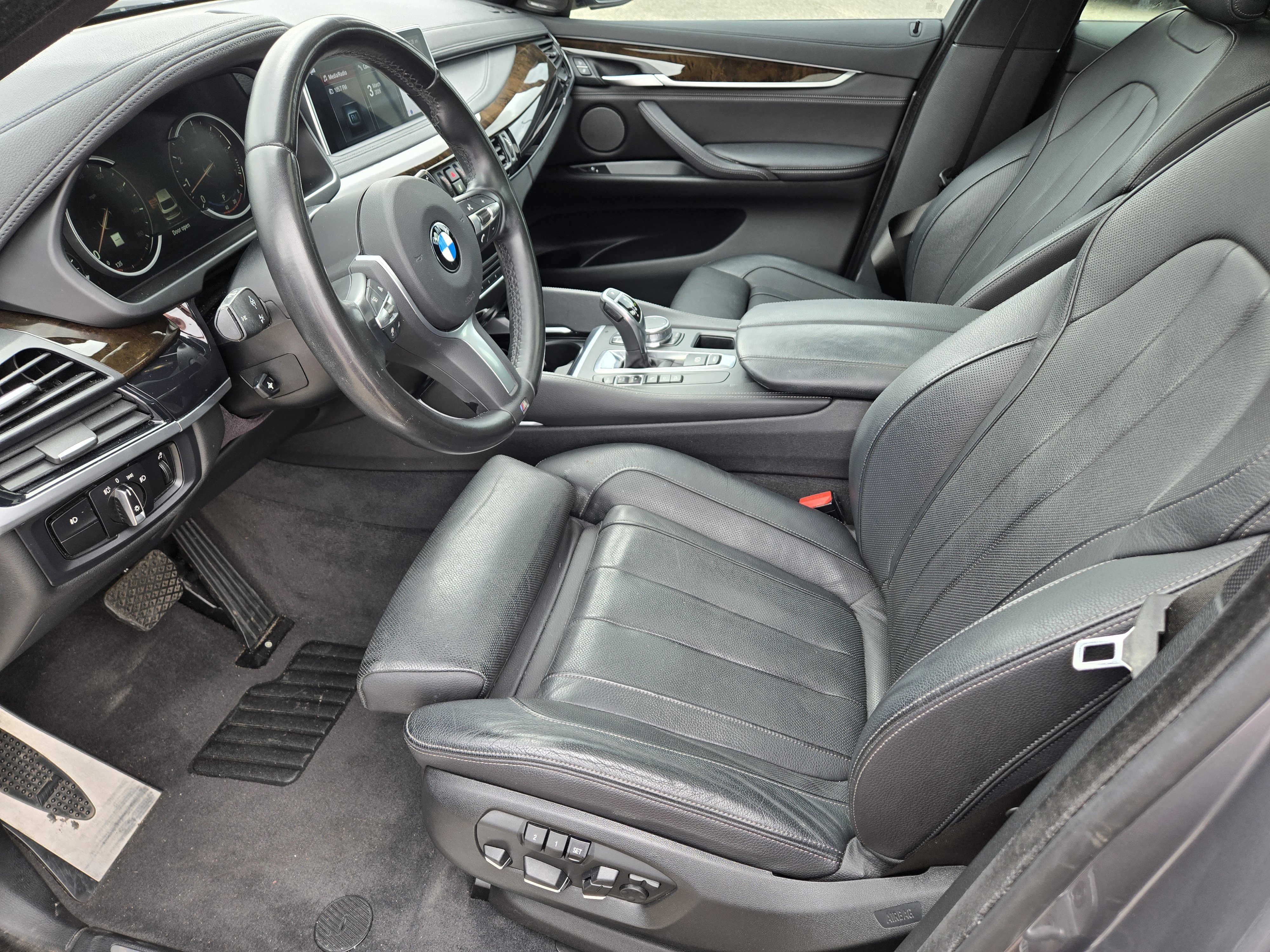 2019 BMW X6 35i - Photo 14