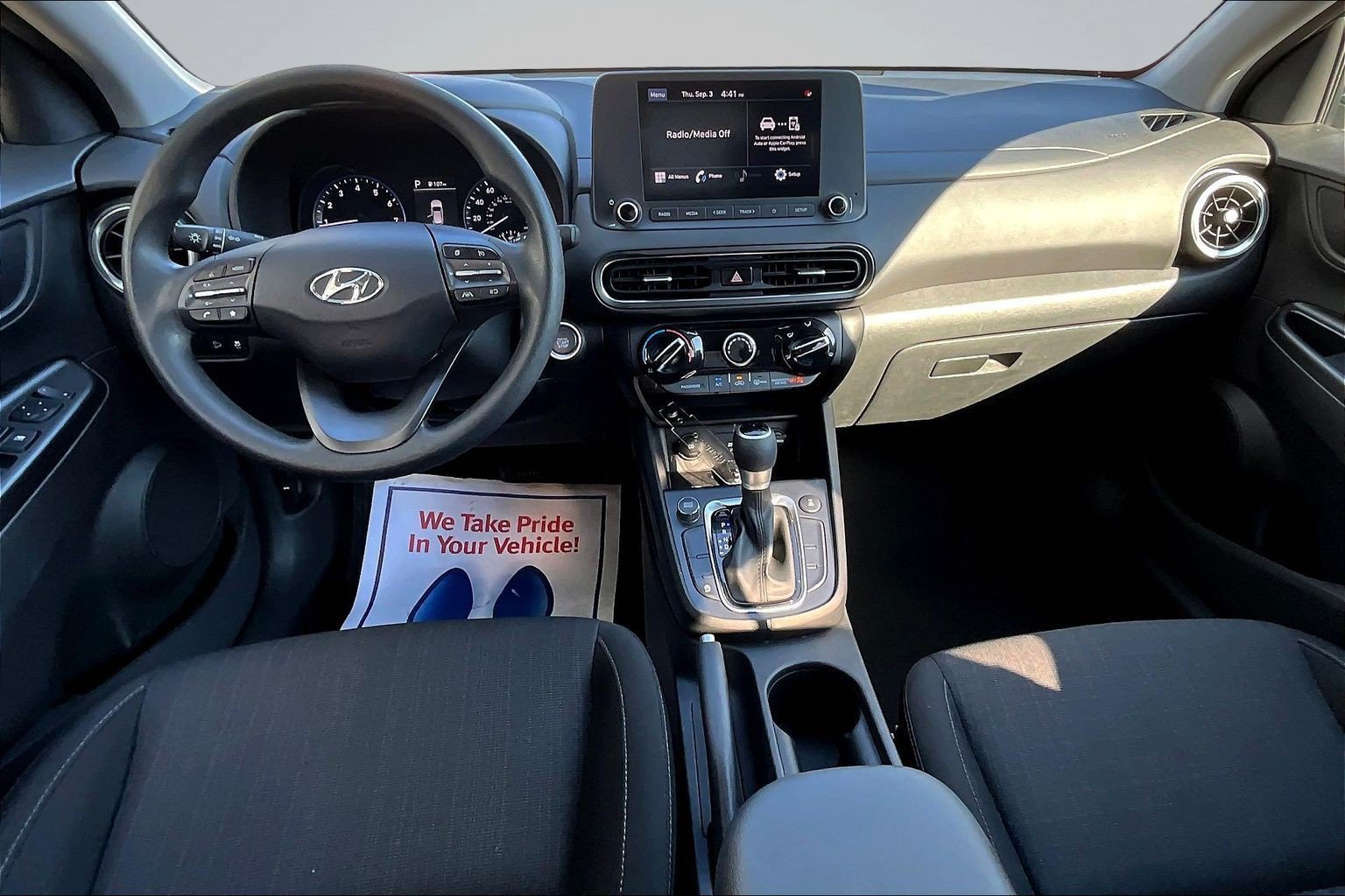 Used 2023 Gray Hyundai SEL image 6