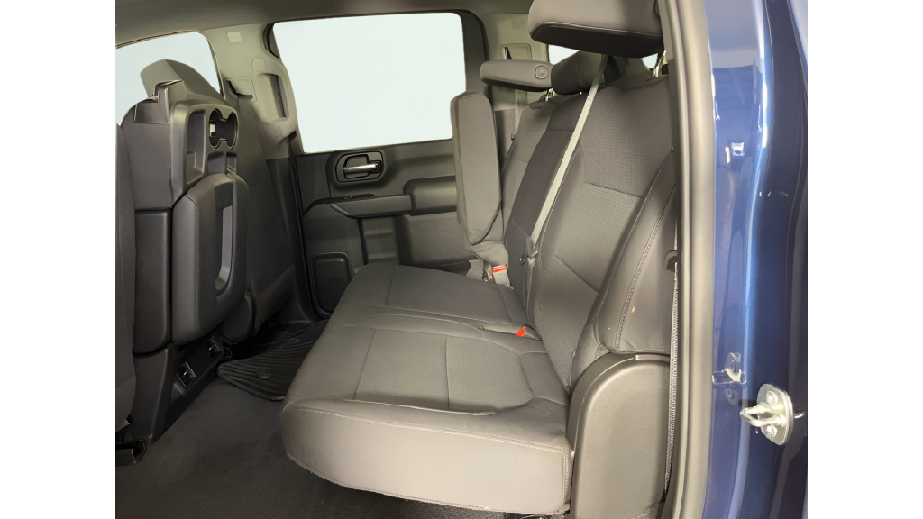 Used 2021 Blue Chevrolet Custom image 12