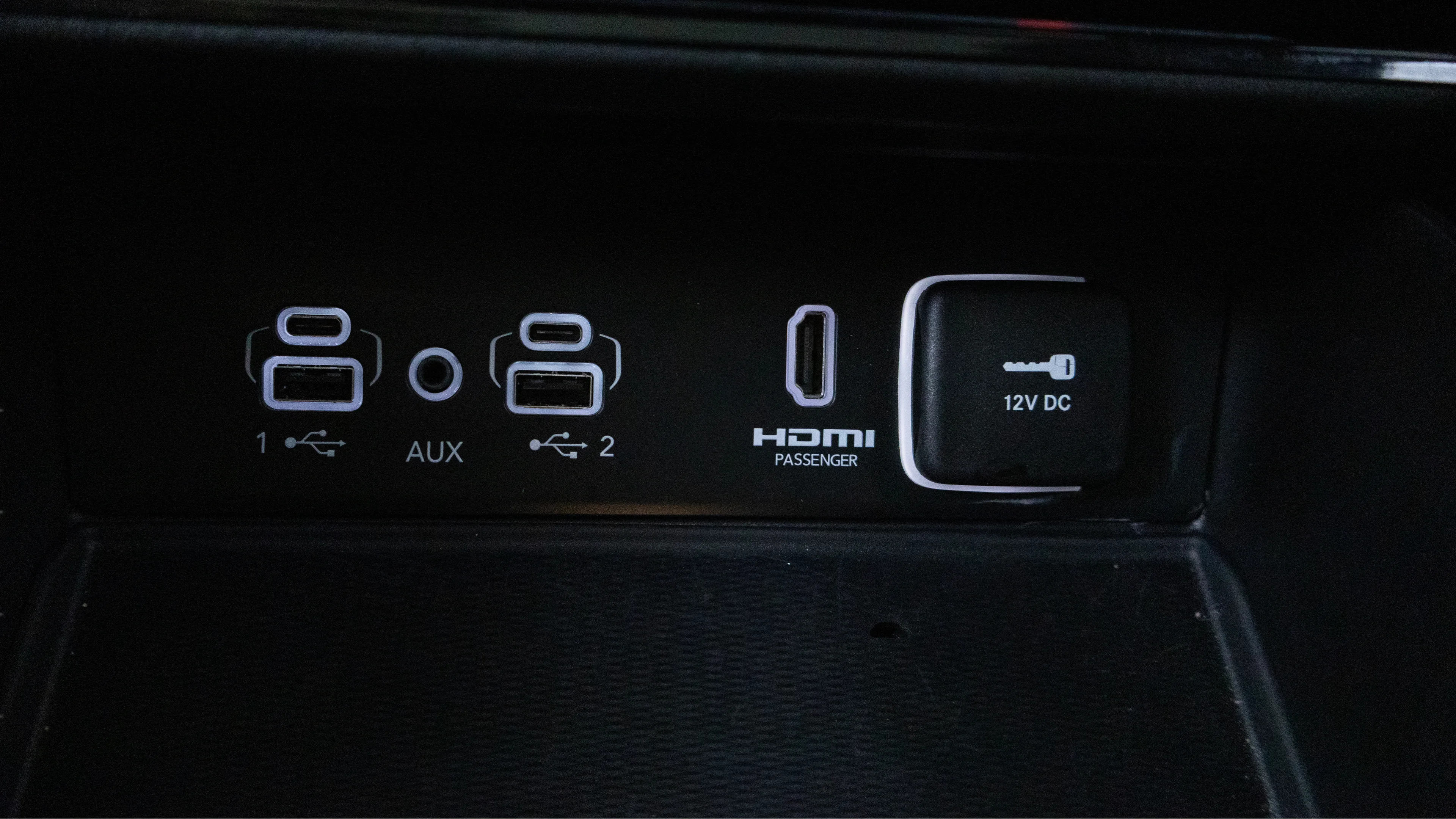 Used 2023 Silver Zynith Jeep  image 23