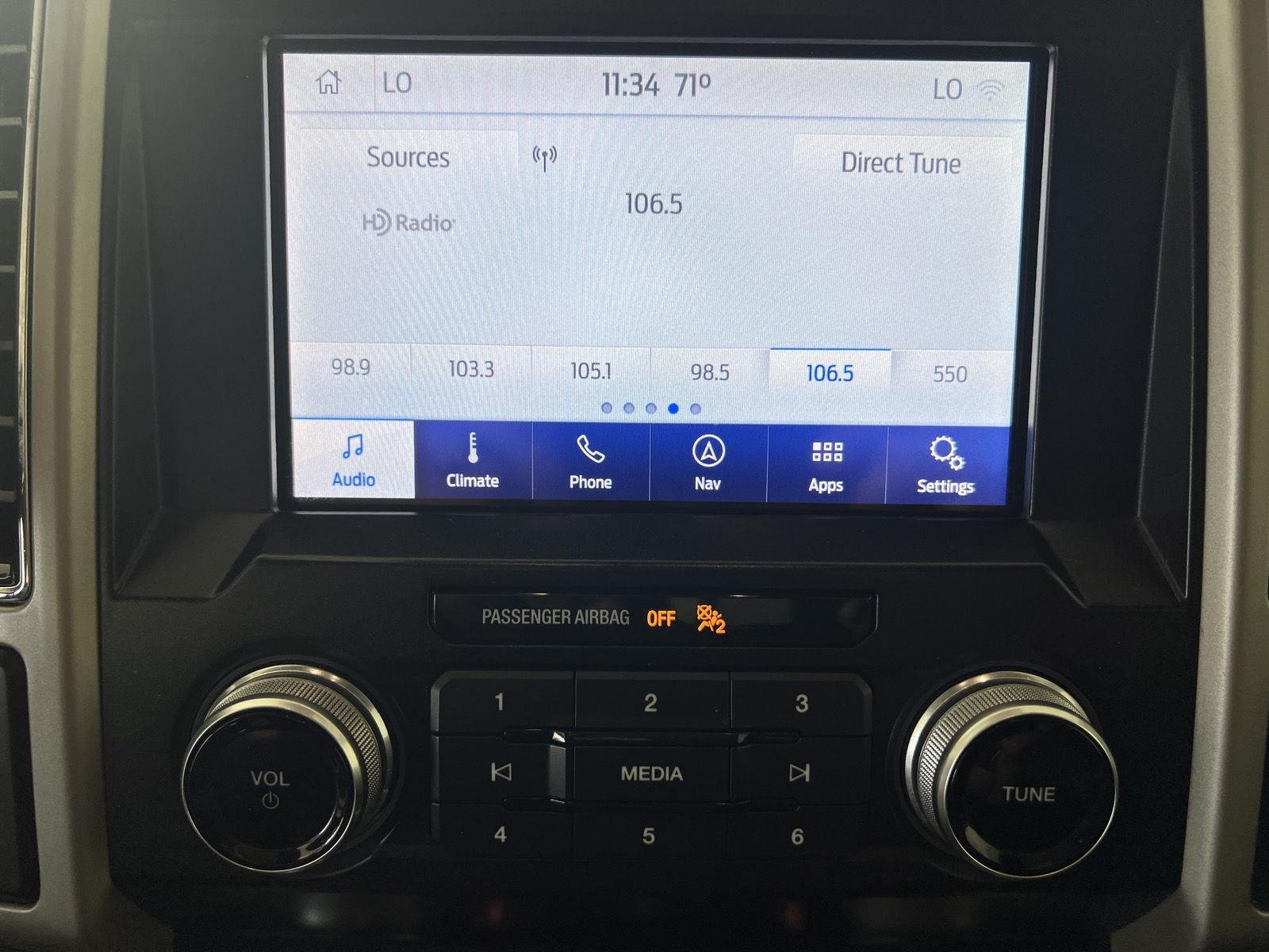 Used 2020 Agate Black Ford LARIAT image 20