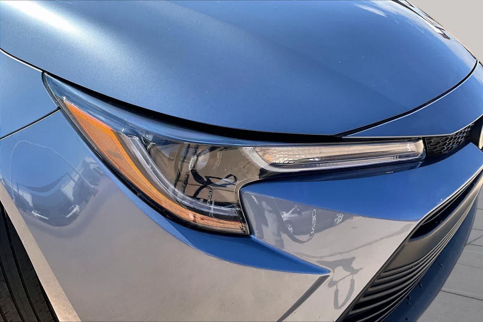 Used 2026 Celestite Toyota LE image 26