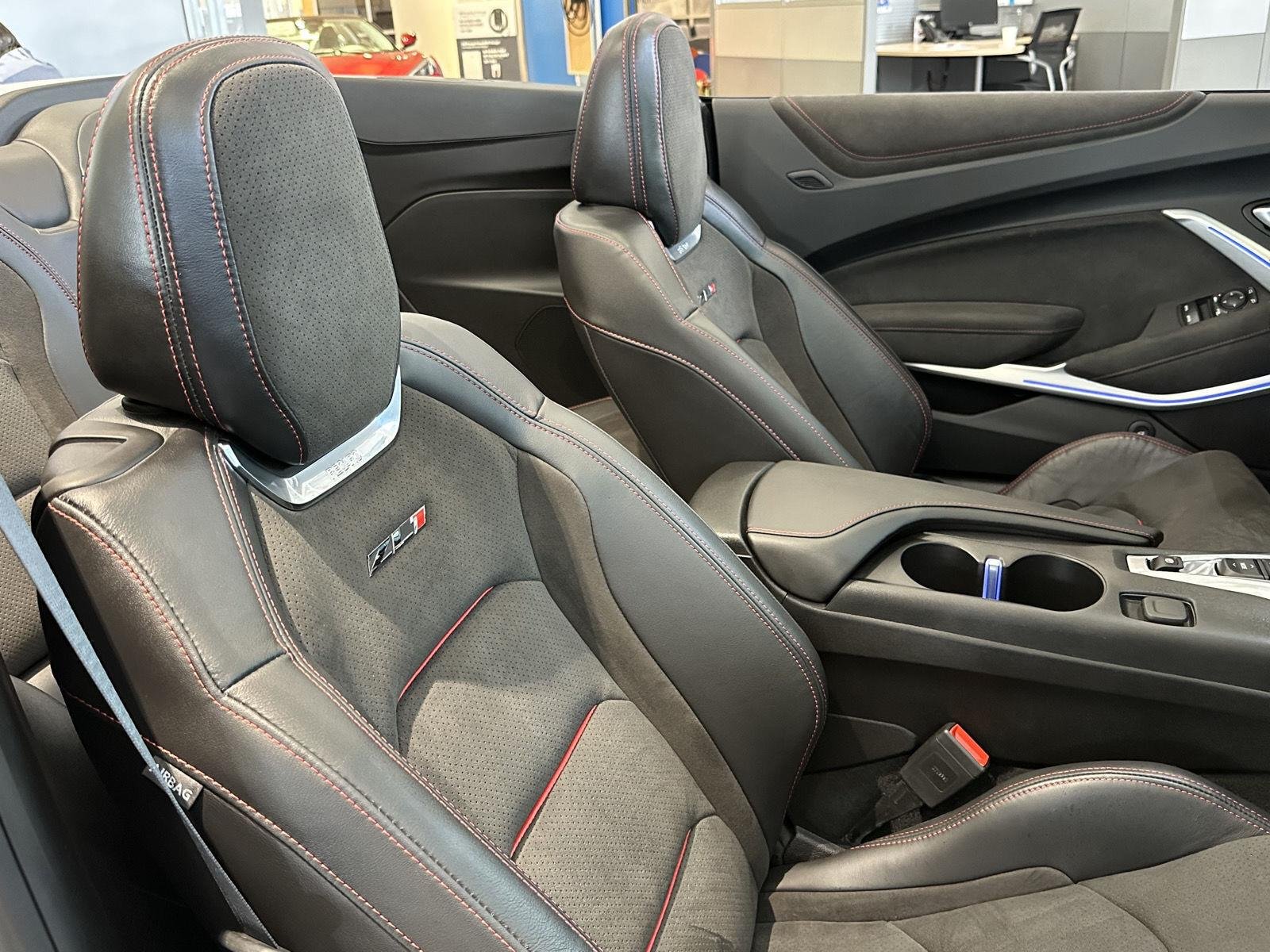 2022 Chevrolet Camaro ZL1 - Photo 39