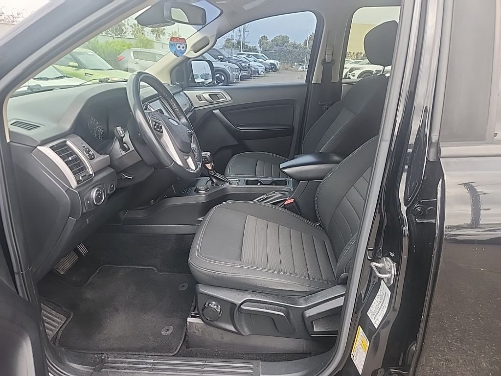 Used 2019 Black Ford XLT image 19