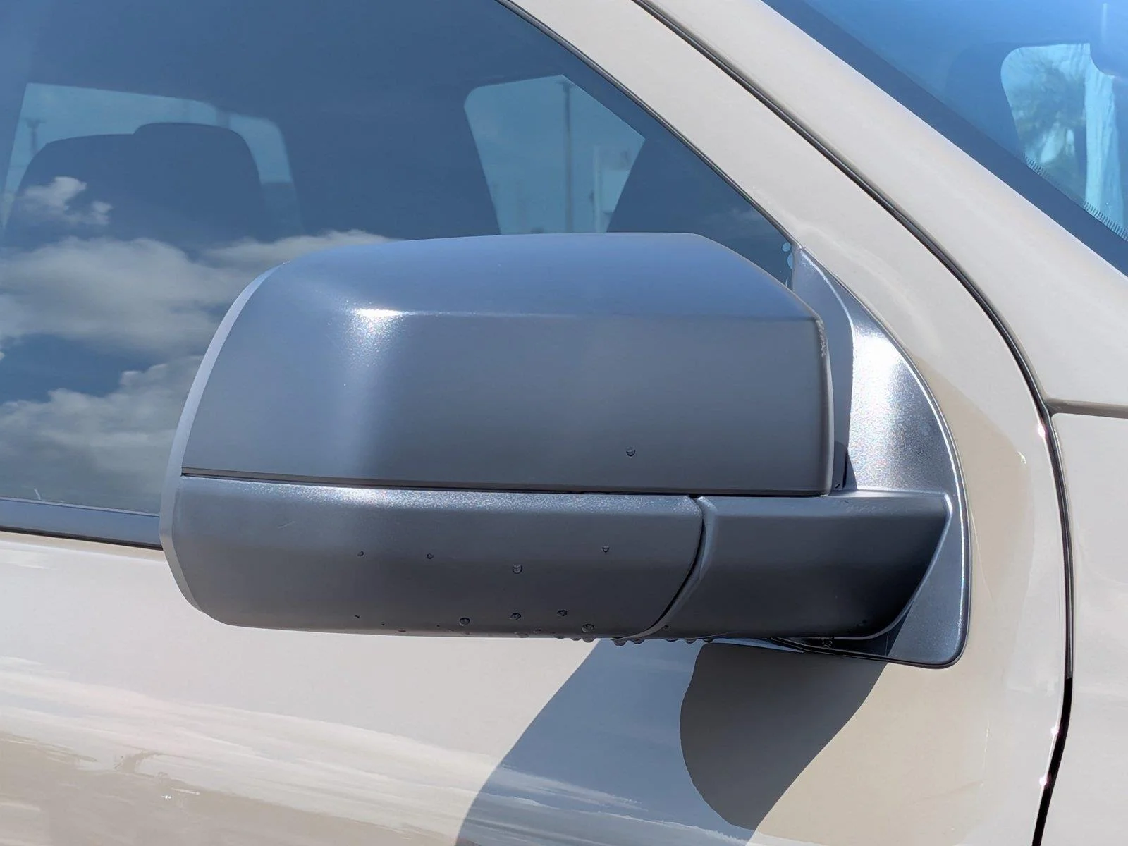 New 2026 Marsh Gray Ford XL image 13