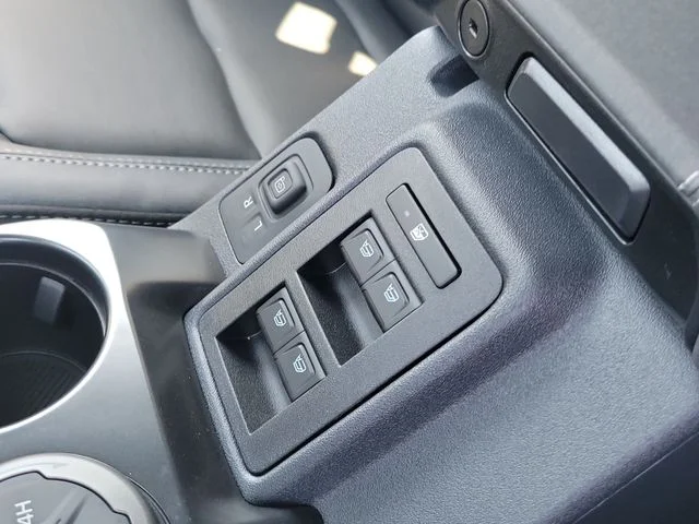 New 2026 Avalanche Gray Ford Big Bend image 25