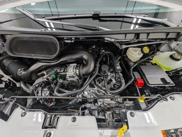 New 2025 Oxford White Ford Cargo Van image 24