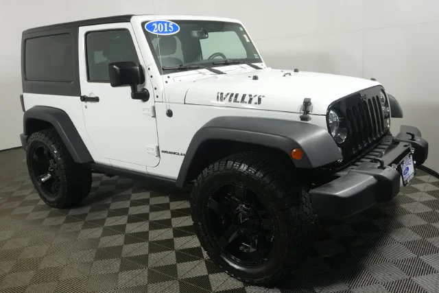Used 2015 Bright White Clearcoat Jeep Sport image 1